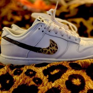 Nike leopard print size 7 1/2